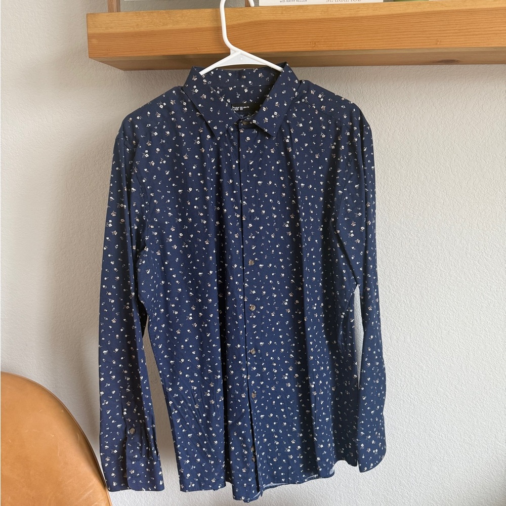 Bar III Navy Floral Men’s Button Down Shirt